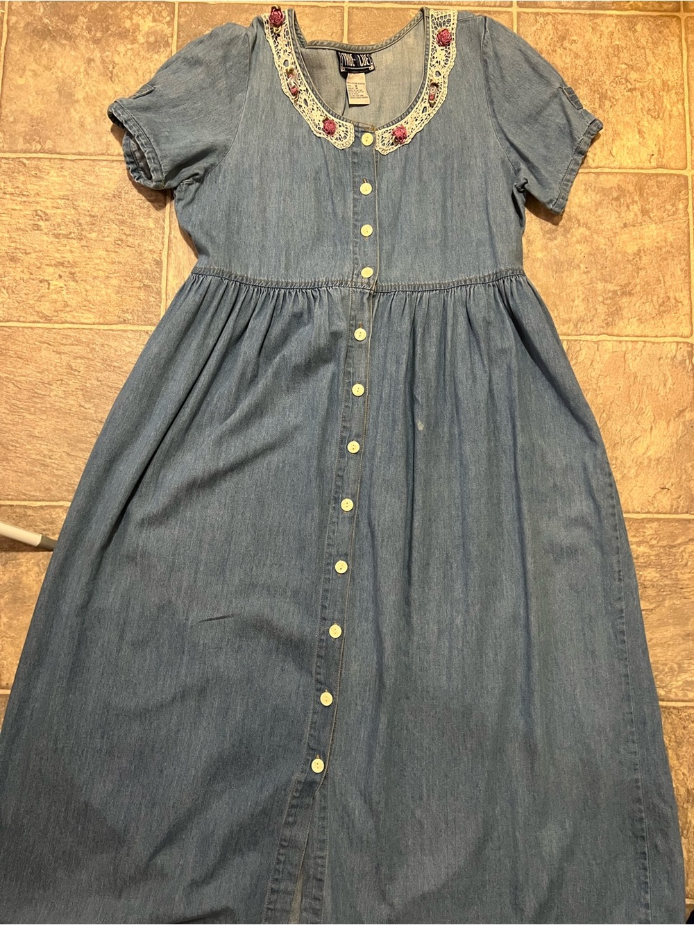 Vintage Embroidered Denim Dress Sz Medium Cottagecore